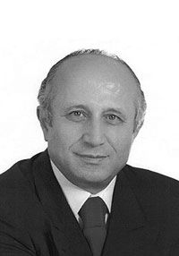 Prof. Dr. Yaşar Nuri Öztürk'in en ünlü eserleri